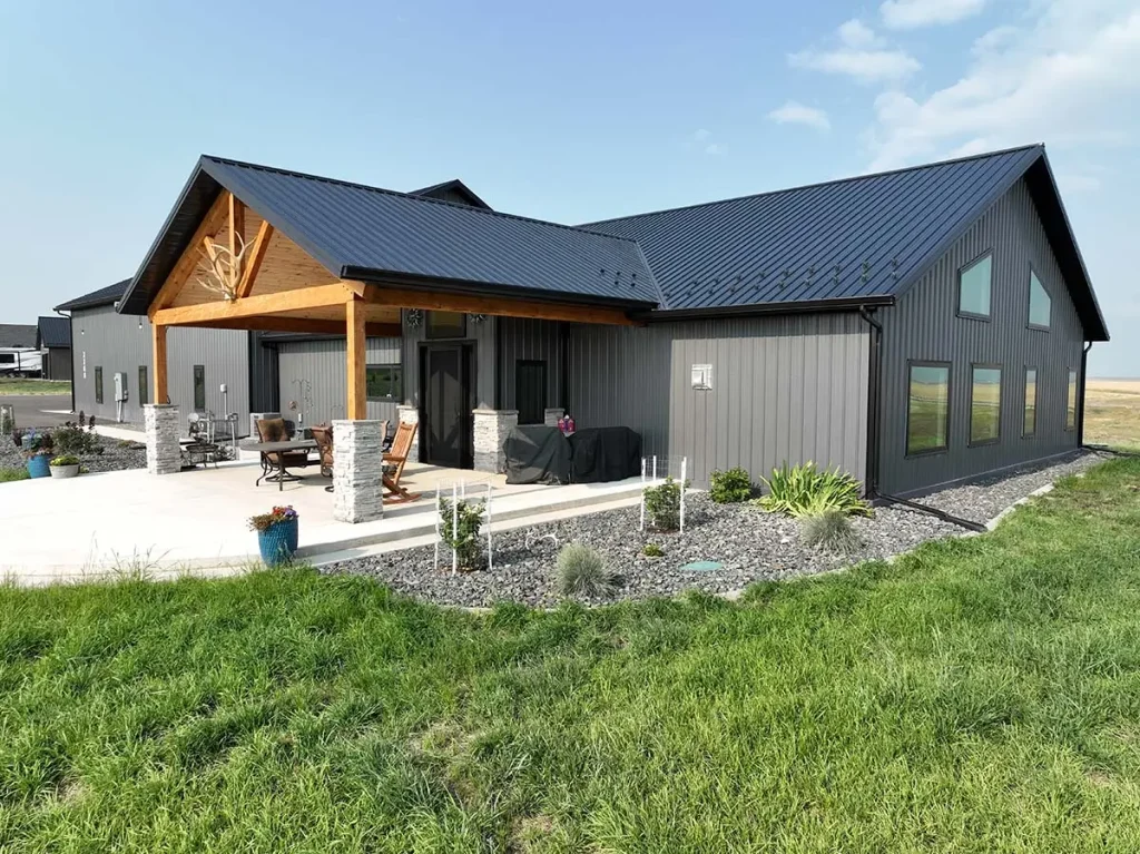 spokane ranch barndominium side view
